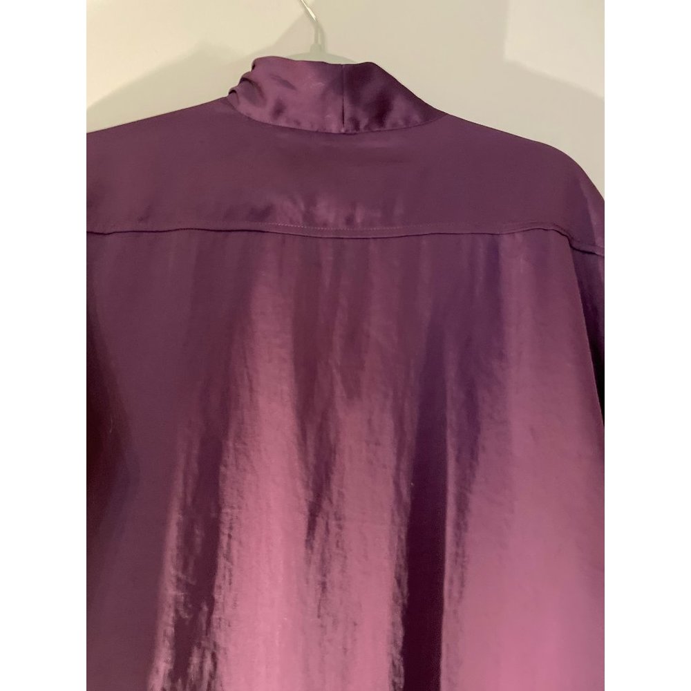 Express Satin Top - Picture 4 of 5